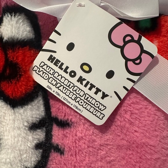 Hello Kitty Pink Strawberry Faux Fur Throw - Picture 3 of 3
